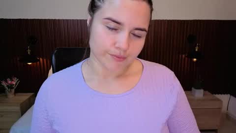 Abby Lee  online show from 04/18/26, 07:40