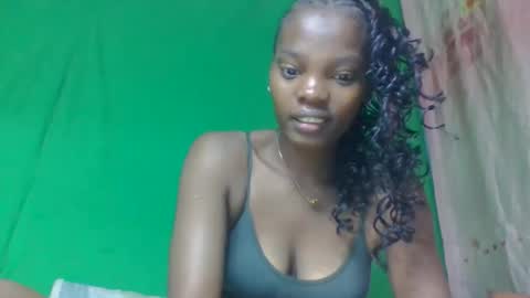 Snapshot of aadienne chatting on 05/28/26, 07:16 aadienne online show from 05/28/26, 07:16