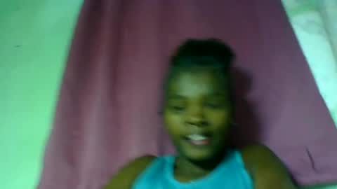 Snapshot of aadienne chatting on 06/21/26, 08:33 aadienne online show from 06/21/26, 08:33