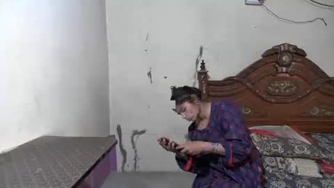 aakhan804 online show from 05/10/26, 07:02