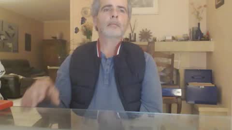 Aalex1717 online show from 10/25/25, 03:58