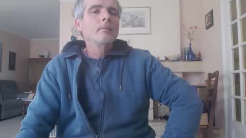 Aalex1717 online show from 12/01/25, 08:30