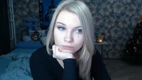 Snapshot of aalicebubble chatting on 01/06/25, 09:43 Alice online show from 01/06/25, 09:43