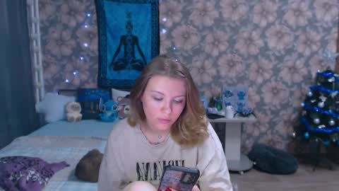 Snapshot of aalicebubble chatting on 01/13/26, 03:23 Alice online show from 01/13/26, 03:23