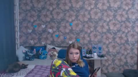 Snapshot of aalicebubble chatting on 02/13/26, 02:24 Alice online show from 02/13/26, 02:24