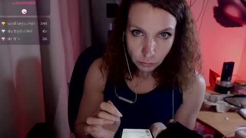 Katie online show from 02/12/25, 01:16