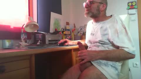 Snapshot of aamigo68 chatting on 01/10/25, 11:11 Amigo68 online show from 01/10/25, 11:11