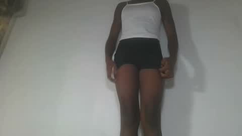 Snapshot of aangevelo chatting on 11/02/25, 07:11 aangevelo online show from 11/02/25, 07:11