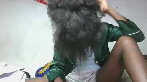 aangevelo online show from 11/28/25, 02:03