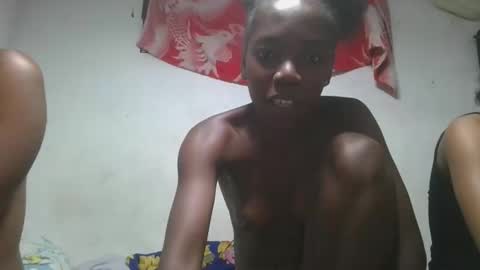 aangevelo online show from 12/14/25, 11:09