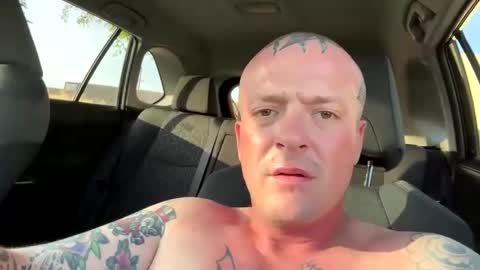 aarmun37 online show from 01/04/25, 11:38