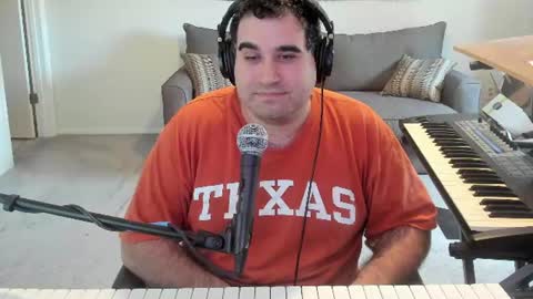 Snapshot of aaroleplayer chatting on 06/14/26, 03:36 Aaron online show from 06/14/26, 03:36