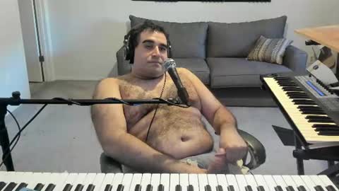 Snapshot of aaroleplayer chatting on 06/18/26, 11:42 Aaron online show from 06/18/26, 11:42