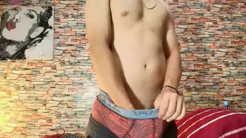 Aaron y Antonella online show from 03/31/26, 01:55