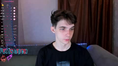 Aaron Bang online show from 04/16/26, 08:42