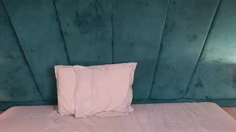 Aaron Ezequiel online show from 04/17/26, 12:41