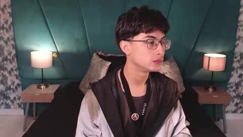 Aaron Ezequiel online show from 06/11/26, 12:25