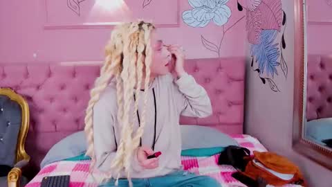 Aaron fordd online show from 12/22/25, 01:30