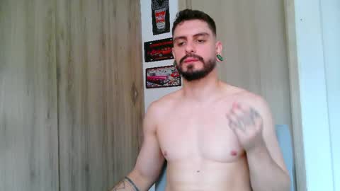 Aaron kwok online show from 03/22/26, 10:13