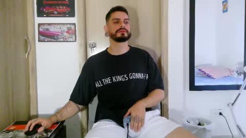 Aaron kwok online show from 03/26/26, 01:55