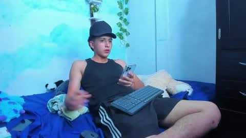 Snapshot of aaron_mercury chatting on 07/20/26, 04:27 aaron_mercury online show from 07/20/26, 04:27