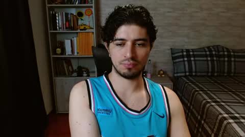 Aaron online show from 04/24/26, 06:32