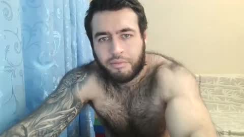 Snapshot of aaron_royal chatting on 01/11/25, 06:01 Davin tayl online show from 01/11/25, 06:01