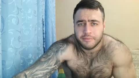 Snapshot of aaron_royal chatting on 01/26/25, 03:03 Davin tayl online show from 01/26/25, 03:03