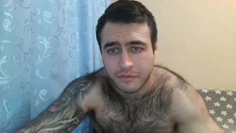 Snapshot of aaron_royal chatting on 02/25/25, 05:25 Davin tayl online show from 02/25/25, 05:25