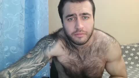 Snapshot of aaron_royal chatting on 03/06/25, 05:54 Davin tayl online show from 03/06/25, 05:54