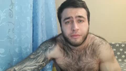 Snapshot of aaron_royal chatting on 03/10/25, 05:50 Davin tayl online show from 03/10/25, 05:50