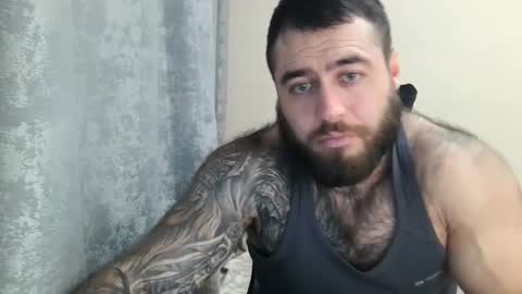 Snapshot of aaron_royal chatting on 09/08/25, 05:12 Davin tayl online show from 09/08/25, 05:12