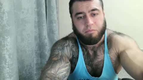 Snapshot of aaron_royal chatting on 09/09/25, 04:17 Davin tayl online show from 09/09/25, 04:17