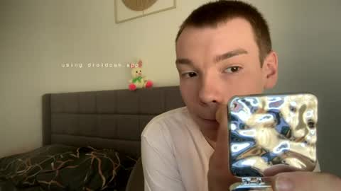 Aaron online show from 04/22/26, 08:06