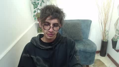 Snapshot of aaronbeer_ chatting on 02/24/26, 11:41 Aaron online show from 02/24/26, 11:41