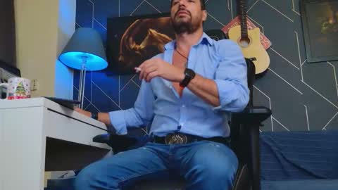 Aaron online show from 09/14/25, 05:56