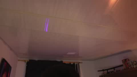 Snapshot of aaronfox_ chatting on 05/07/26, 01:44 AARON online show from 05/07/26, 01:44