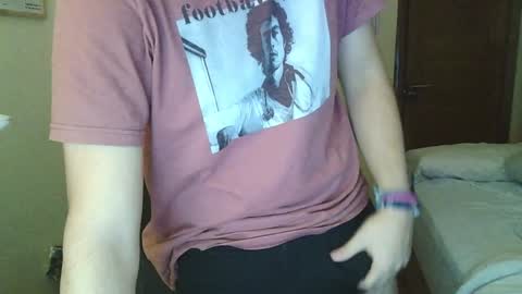 Snapshot of aaronlavine chatting on 12/26/24, 03:42 aaronlavine online show from 12/26/24, 03:42