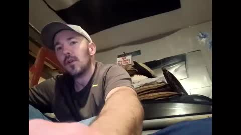 aaronshere888888 online show from 03/20/26, 11:37