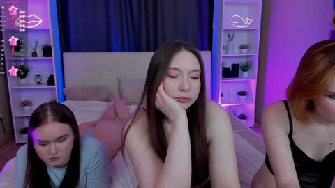 Fiona and Harry online show from 12/23/24, 11:39