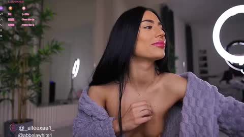 Alexa online show from 02/19/25, 06:22