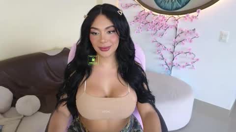 Snapshot of abbeyone chatting on 11/30/25, 05:39 Send me DM Offline online show from 11/30/25, 05:39