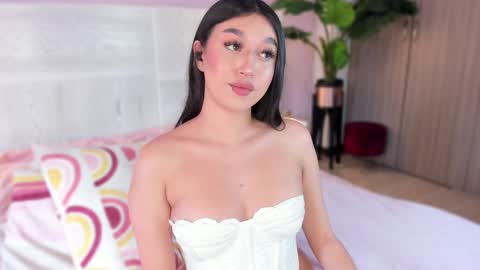 Snapshot of abbie_foxxx chatting on 12/14/24, 03:15 abbie online show from 12/14/24, 03:15