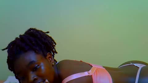 abbiehh online show from 04/23/26, 01:57