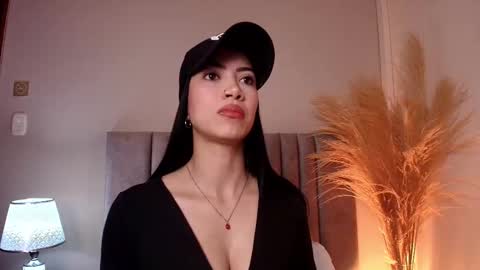 Abbie Joness online show from 11/06/25, 11:44