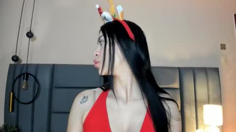 Snapshot of abbiejoness_ chatting on 12/20/25, 12:01 Abbie Joness online show from 12/20/25, 12:01