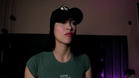 Snapshot of abbiejoness_ chatting on 04/17/26, 11:35 Abbie Joness online show from 04/17/26, 11:35