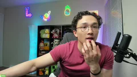 buddy online show from 10/30/25, 03:19