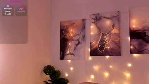 Snapshot of abby_excitease chatting on 01/26/25, 04:20 I want to make you addicted to me online show from 01/26/25, 04:20