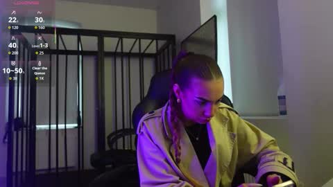 ABBY LAKER online show from 10/05/25, 06:12